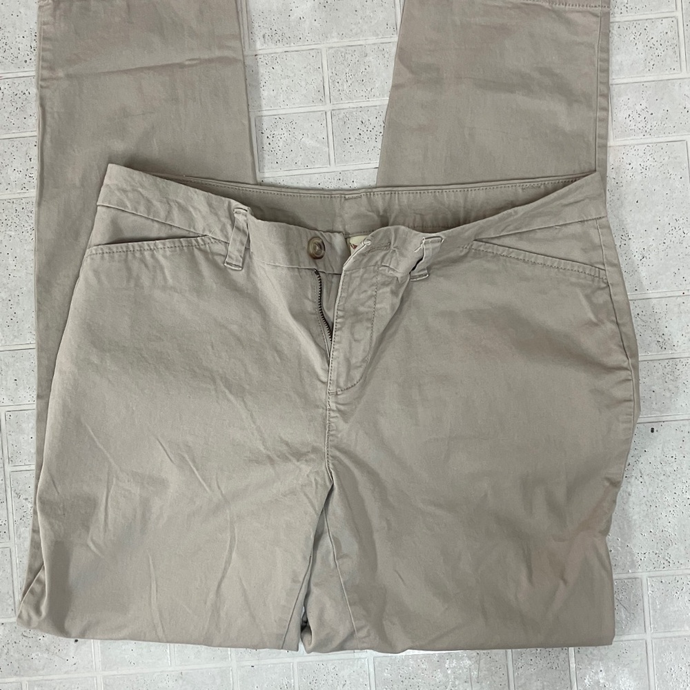Women's Classic Tan Chinos